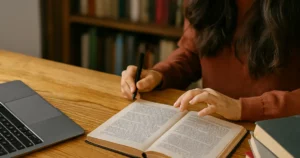 Read more about the article Panduan Contoh Penelitian Terdahulu Dalam Skripsi Kualitatif